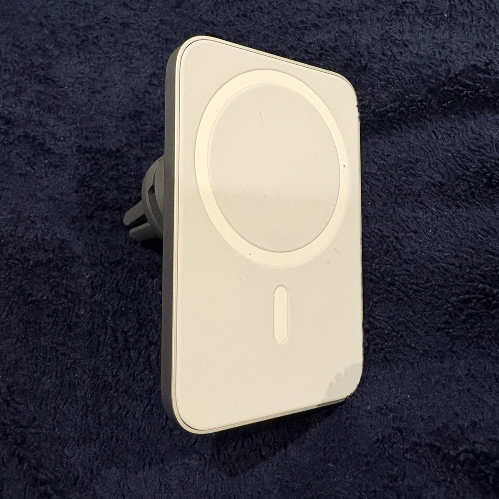Belkkn Magsafe Car Vent Mount